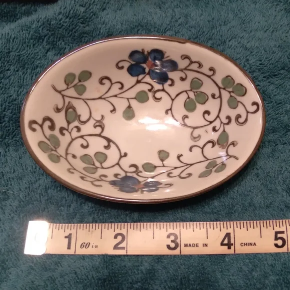 Pier 1 Imports Ceramic Oval Trinket Dish - Picture 5 of 7